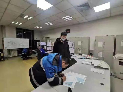 筑牢安全防線，護(hù)航產(chǎn)業(yè)發(fā)展——吉林化工園區(qū)安監(jiān)局夜查行動(dòng)與影視劇制作發(fā)行安全管理的雙重啟示