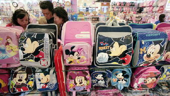 2015年中國(guó)消費(fèi)品零售市場(chǎng) 日用品銷(xiāo)售回落，服務(wù)業(yè)增勢(shì)強(qiáng)勁